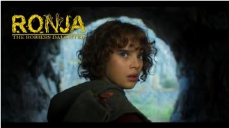 رونیا، یک سریال تاریخی فانتزی از شبکه چهار پخش می‌شود.