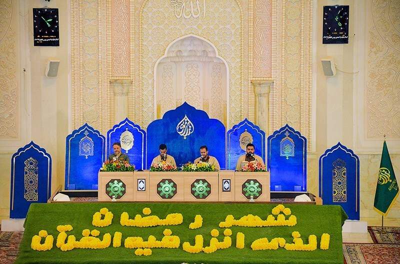 «ترتیل‌خوانی قرآن کریم» در ماه مبارک رمضان از حرم شاهچراغ شیراز
