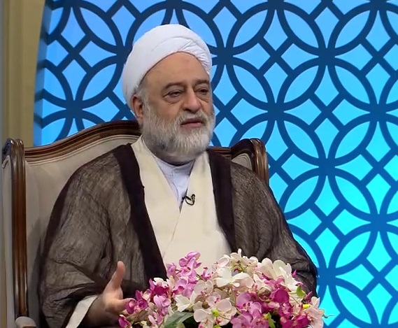 هر که مؤمنی را آزار دهد، پیامبر را آزرده است!