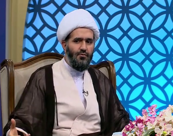 هم در سختی و هم گشایش اهل کمک به یکدیگر باشیم