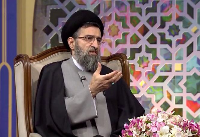 متقی کسی است که به آباد کردن آخرتش مشغول باشد